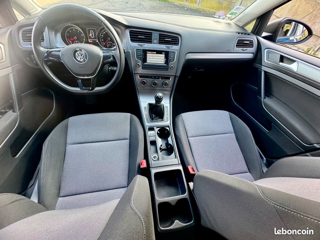 VOLKSWAGEN GOLF VII 1.2 TSI TRENDLINE 5 Portes (image 4)