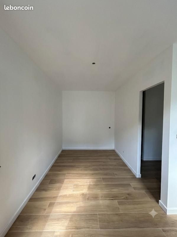 Appartement 1 pièce 14 m² · à Séné · 14 m² · 530 €/mois