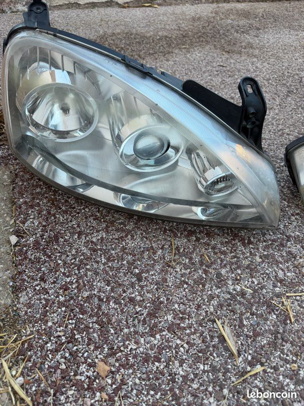 Phare Opel corsa c (image 2)
