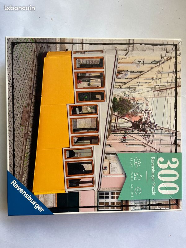 Puzzle 300 pièces Lisbonne Ravensburger en excellent état. 8 ans et plus (image 4)