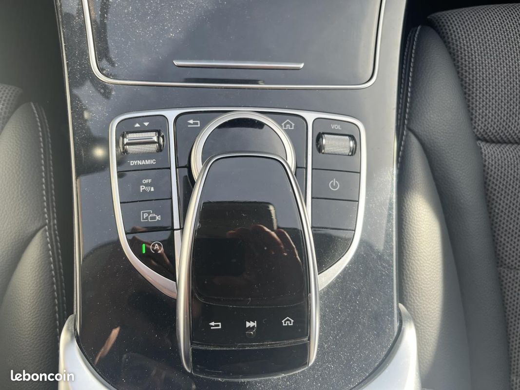 MERCEDES CLASSE C C 220 d - BVA 9G-Tronic BERLINE - BM 205 Avantgarde Line - BVA PHASE 2 (image 20)