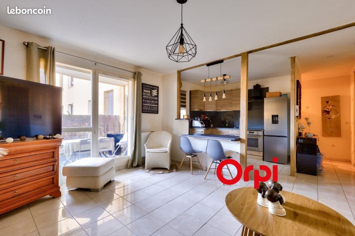 Appartement 2 pièces 52 m² · à Oullins-Pierre-Bénite · 52 m² · 225 000 €
