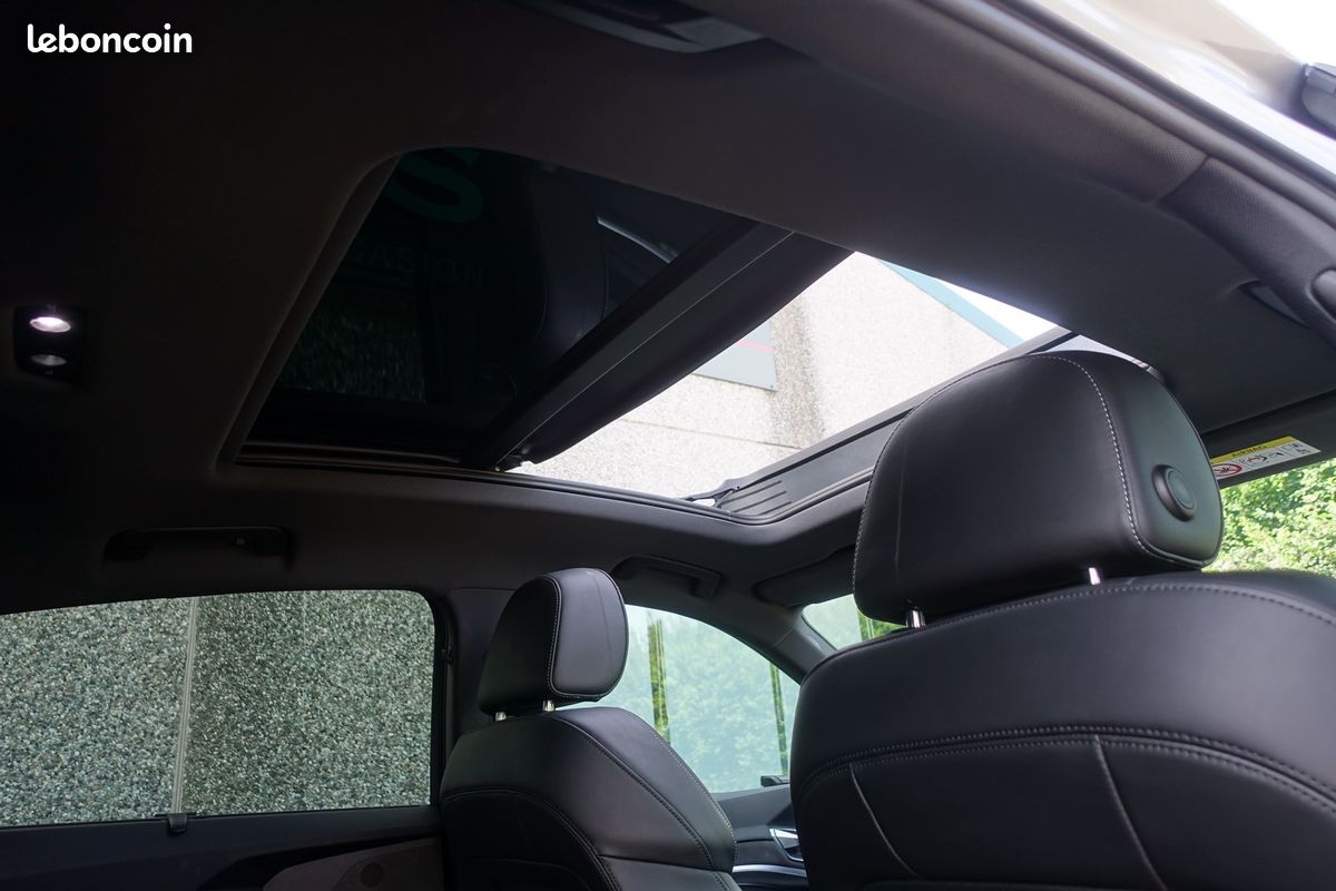 E-Tron 55 Sportback Quattro S-Tronic S-Line 408ch Virtual cockpit/Toit ouvrant/Cuir sport Chauffant/Grd Gps europe/Caméra 3D/Accès confort/HUD/Full LED/Carplay/1*Main/Garantie 12 mois (image 8)