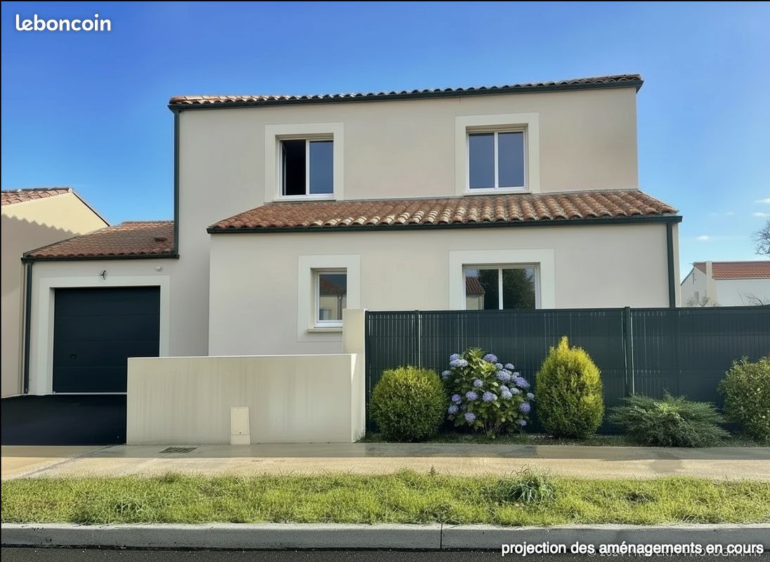 Maison 6 pièces 154 m² · à Échillais · 154 m² · 374 400 €