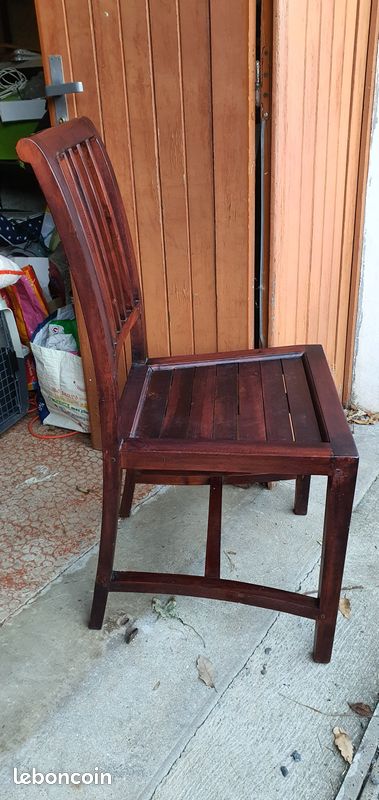 Table avec 4 chaises en bois exotique (image 3)