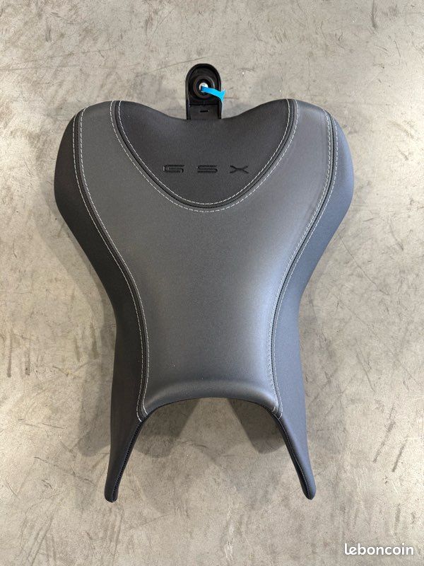 Selle avant neuve - suzuki gsx-8s / gsx-8r (image 1)