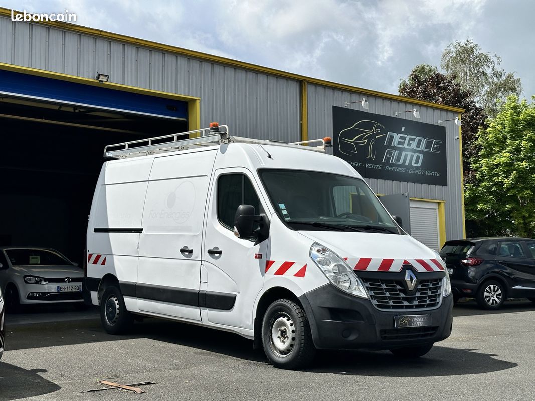 RENAULT TRUCKS MASTER III F3300 2.3 dCi 145 ch CONFORT / ATTELAGE / GALERIE / ECHELLE (image 3)