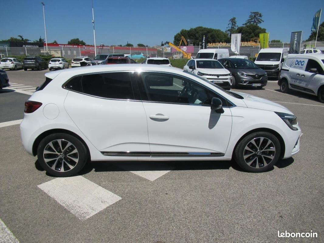Renault Clio V E-Tech full hybrid 145 Techno (image 6)