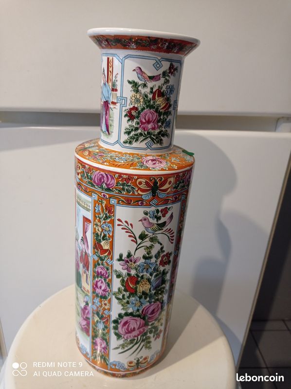 Grand vase chinois à rebord (image 2)