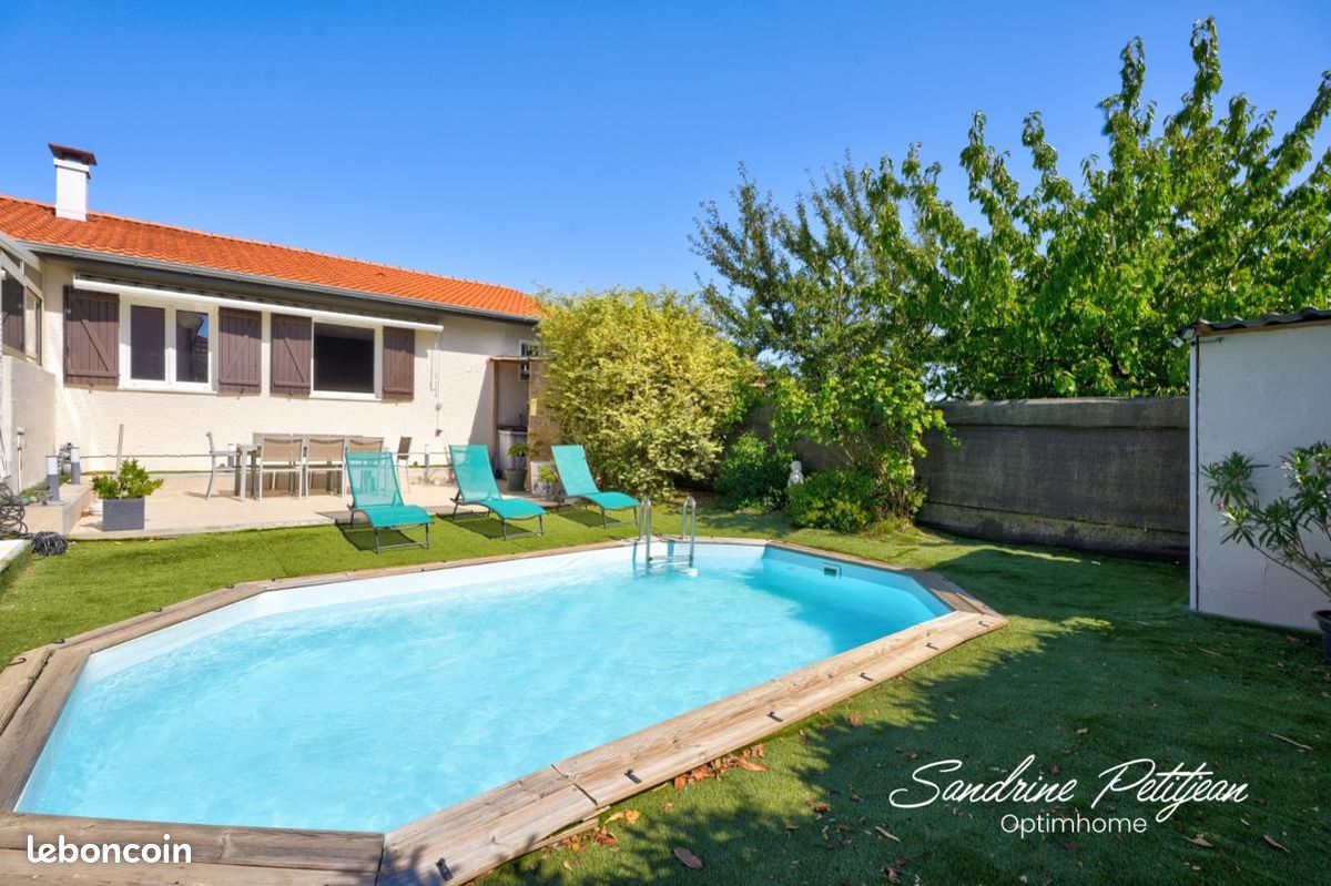 Maison 5 pièces 108 m² · à Saint-André-de-Corcy · 108 m² · 365 000 €