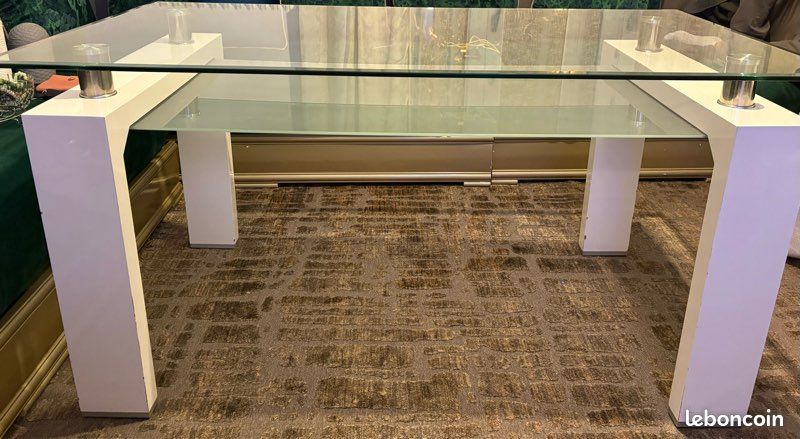 Table en verre avec chaises (image 2)