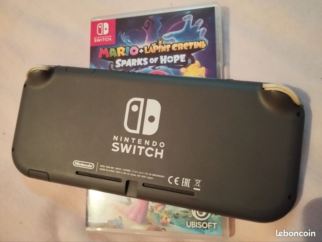 Switch lite grise avec jeu mario (image 3)