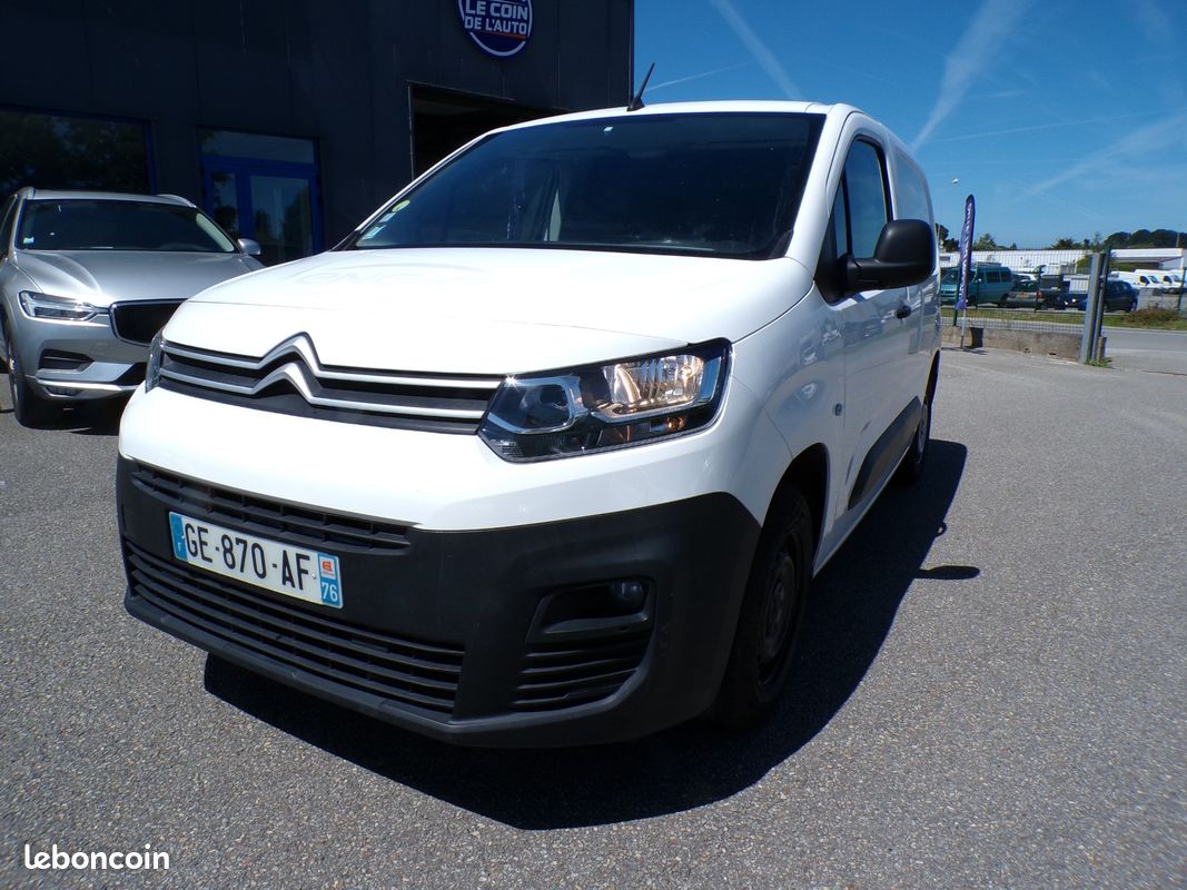 Citroën BERLINGO FOURGON Club M 1.5 HDI 100CH (image 2)