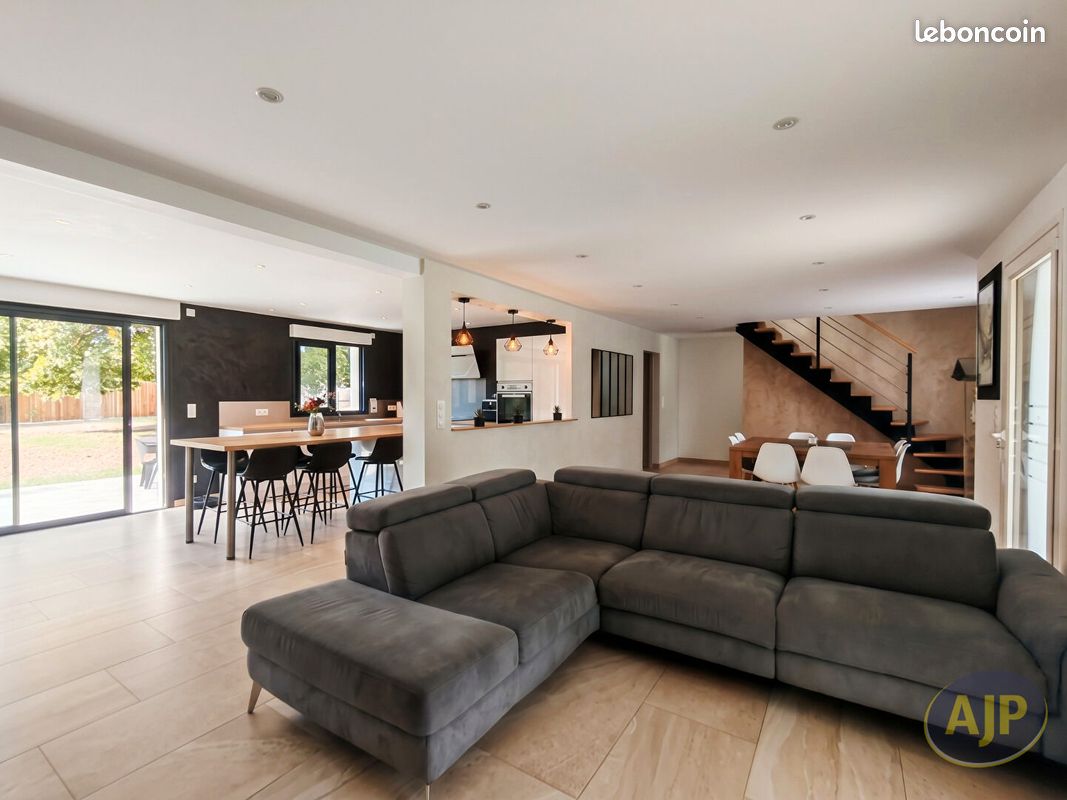 Maison 7 pièces 160 m² · à Blain · 160 m² · 321 900 €
