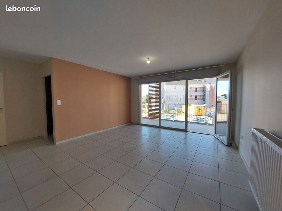 Appartement 3 pièces 63 m² · à Luc-la-Primaube · 63 m² · 750 €