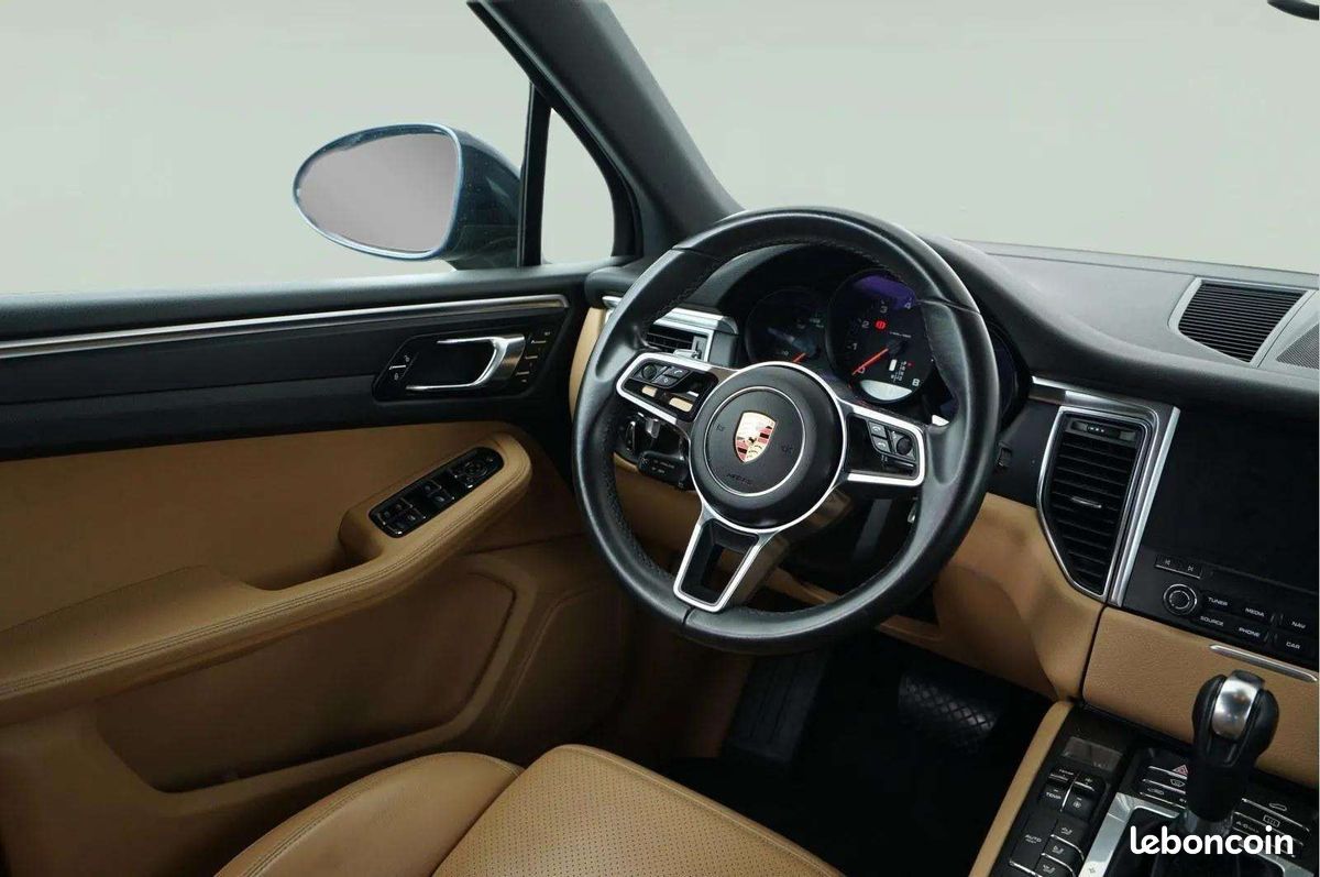 Porsche Macan 252 ch * PDK * PCM * Mémoire * Sièges Chauffants * Attelage (image 9)