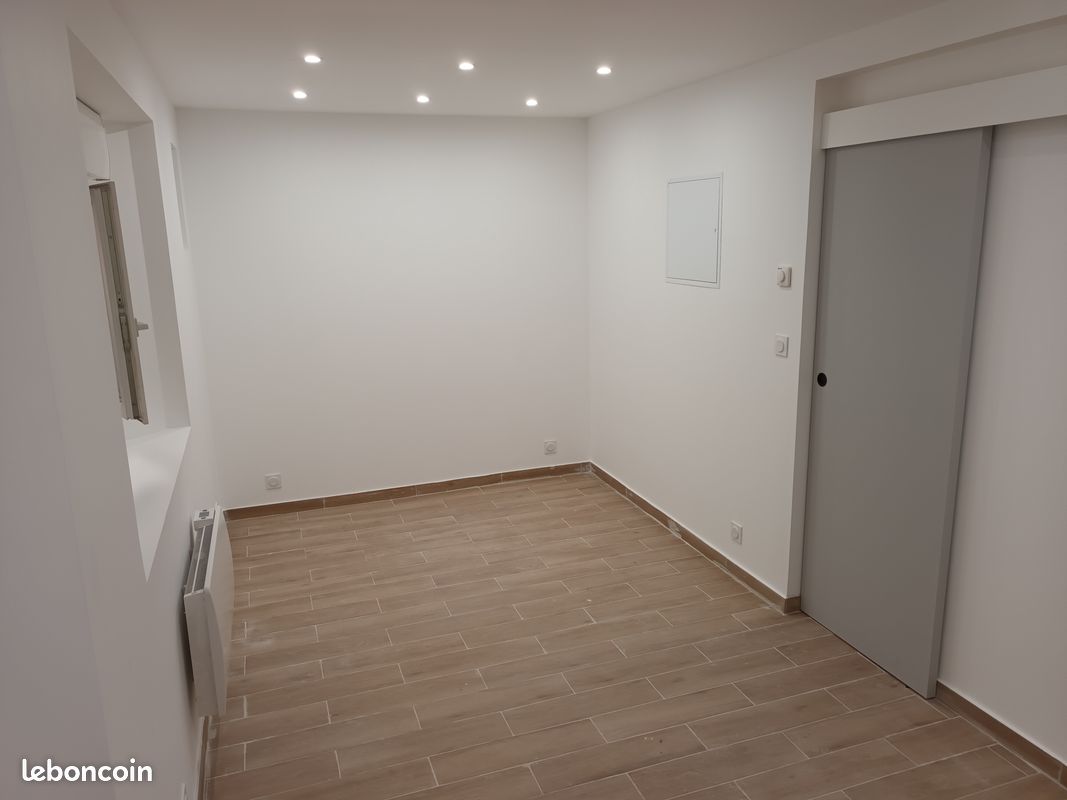 Appartement 2 pièces 45 m² · à Solliès-Toucas · 45 m² · 145 000 €