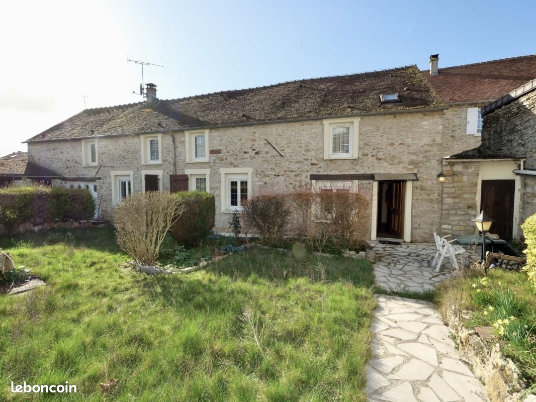 Maison 6 pièces 139 m² · à Sivry-Courtry · 139 m² · 225 000 €