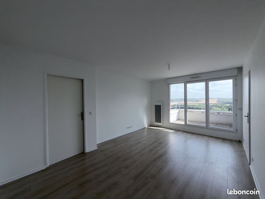 Appartement 2 pièces 46 m² · à Combs-la-Ville · 46 m² · 831 €