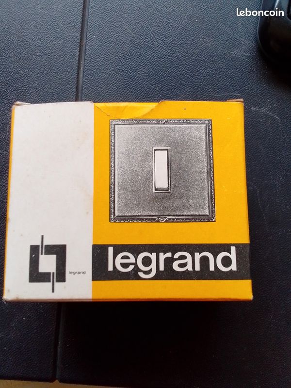 Poussoir Legrand (image 1)