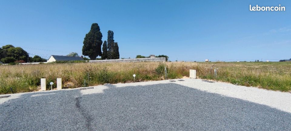 Terrain 520 m² Maze · à Mazé-Milon · 62 400 €