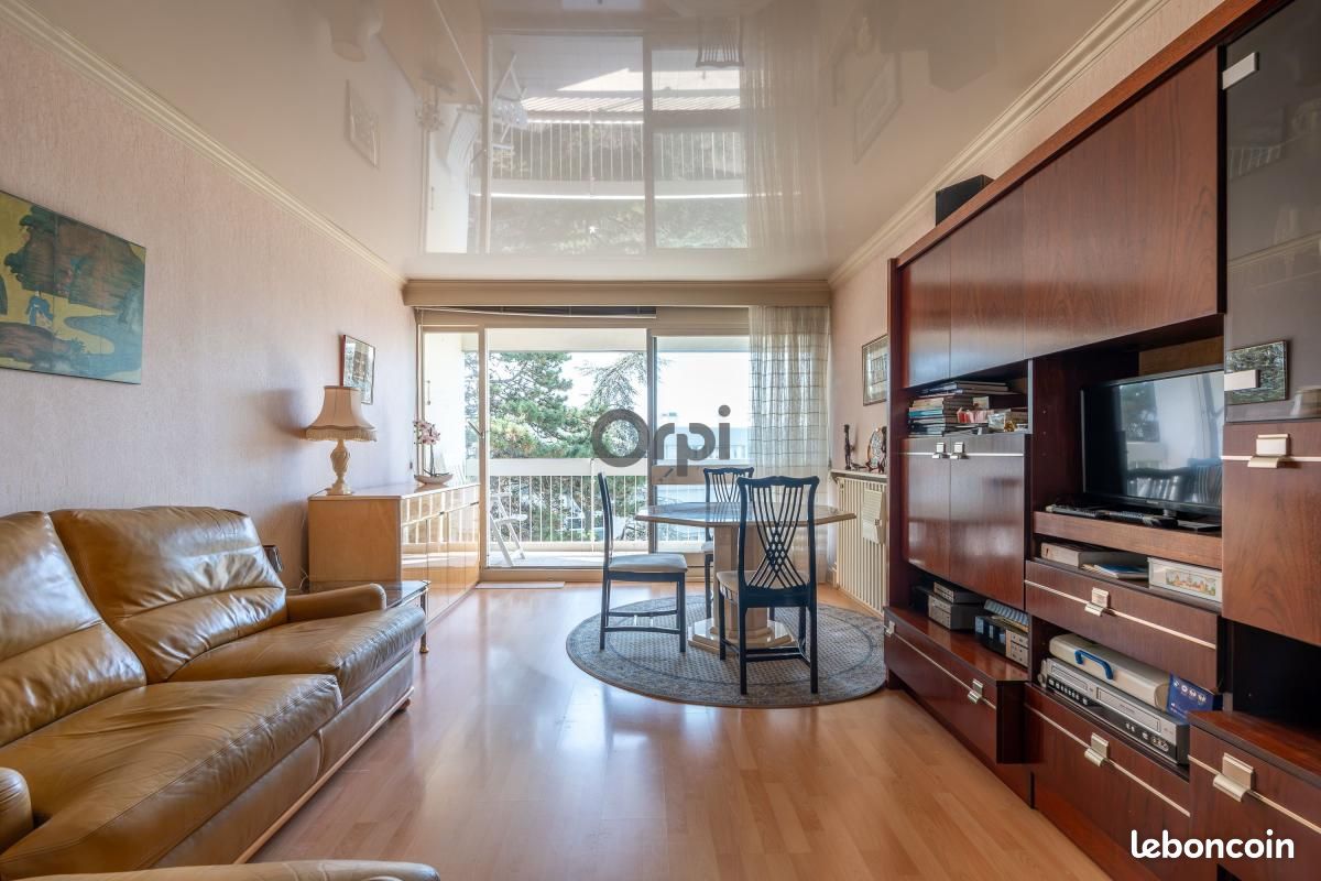 Appartement 2 pièces 51 m² · à Joinville-le-Pont · 51 m² · 270 000 €