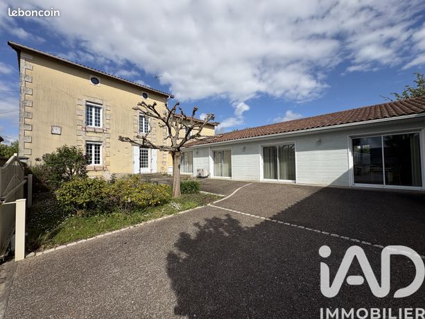 Maison 7 pièces 229 m²