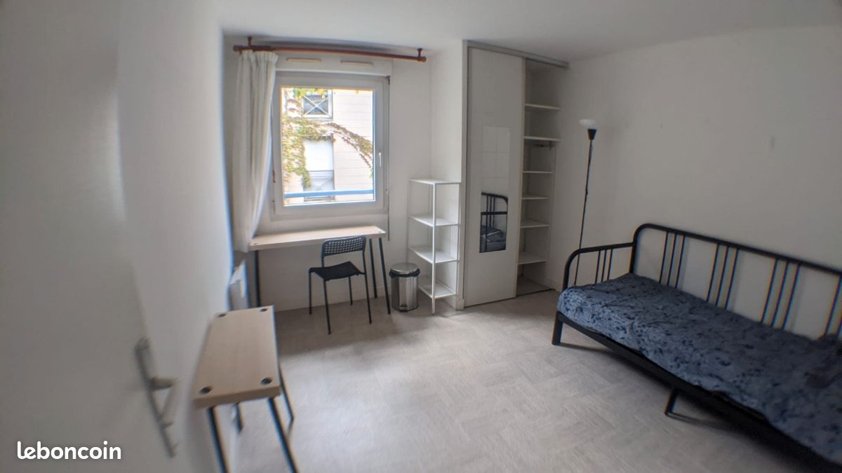 Appartement 1 pièce 17 m² · à Le Kremlin-Bicêtre · 17 m² · 740 €
