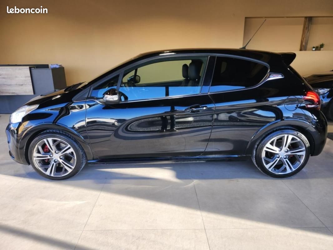 Peugeot 208 GTi 1.6L THP S&S - CH (image 7)