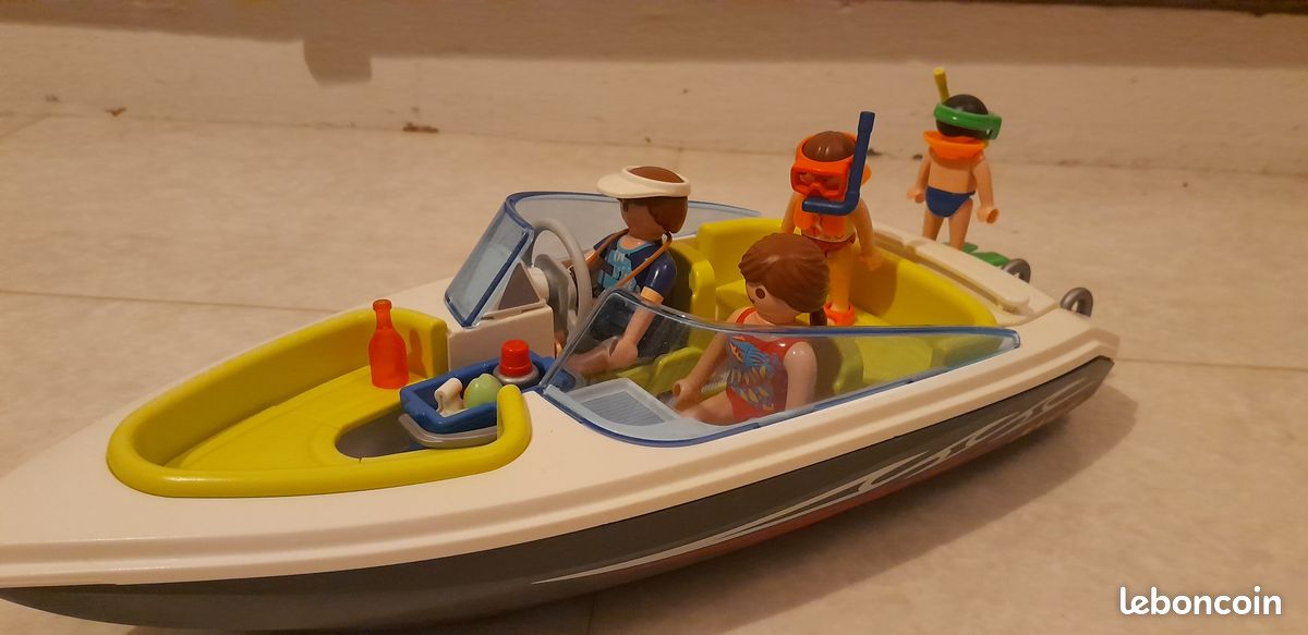 Playmobil - Bateau vedette hors-bord (ref : 4862) - Jeux & Jouets