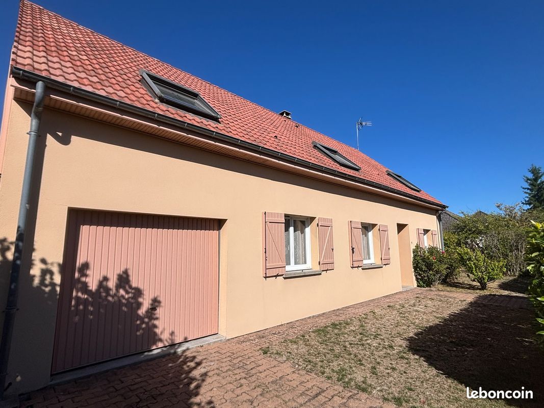 Maison 7 pièces 152 m² · à Sainte-Savine · 152 m² · 325 000 €