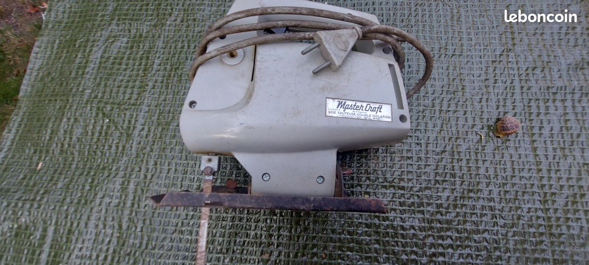 Scie sauteuse (image 1)
