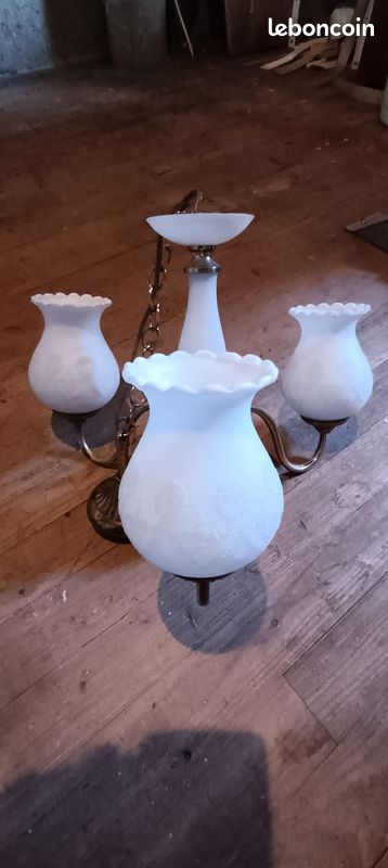 Lustre (image 1)