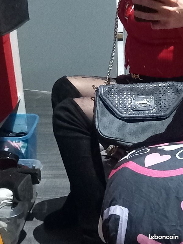 Sac Guess neuf (image 2)