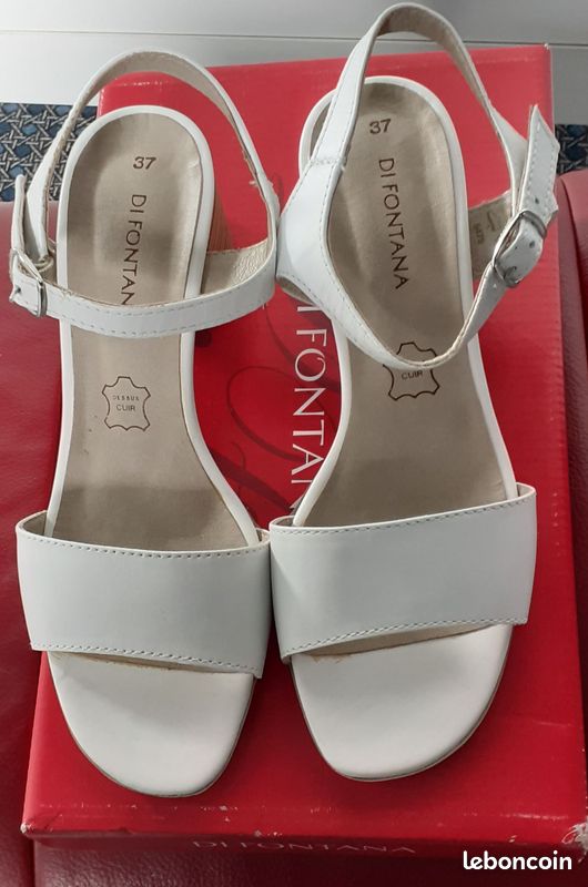 Sandales blanches a talon taille 37 (image 3)