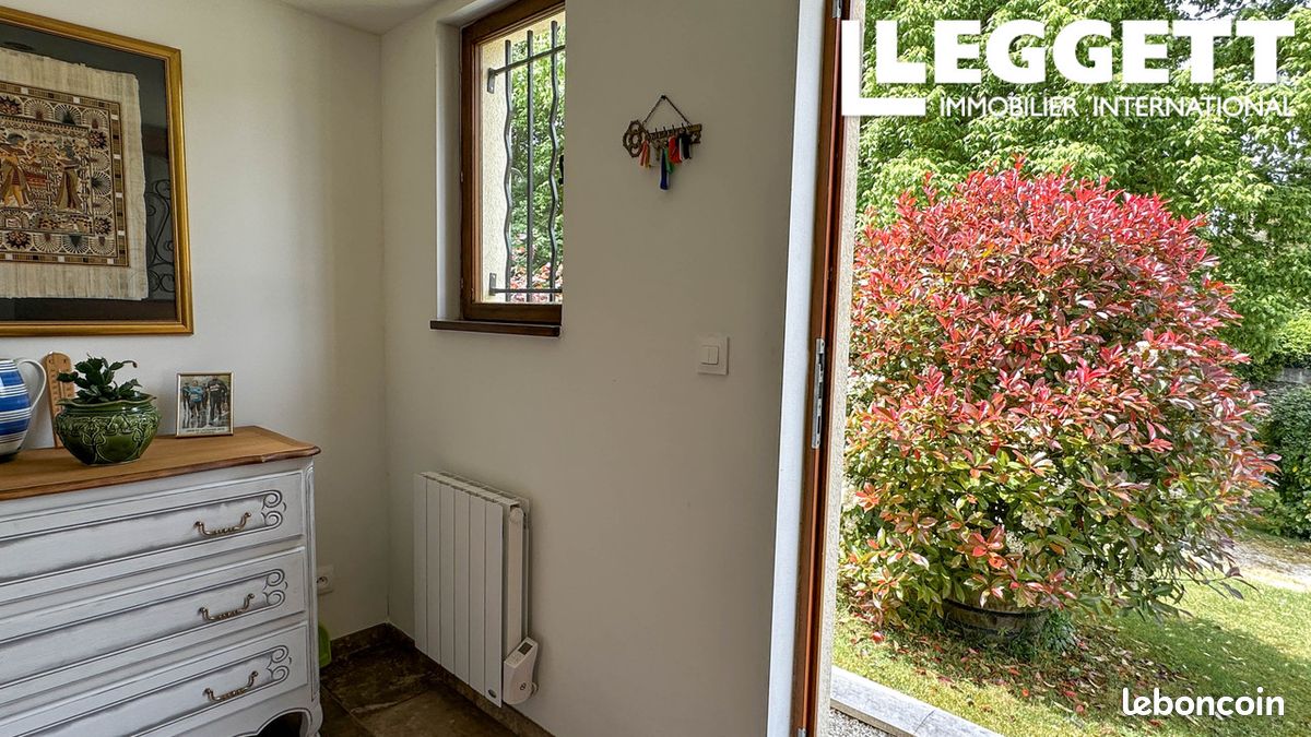 Maison 8 pièces 153 m² - Val-de-Cognac 16370 Saint-Sulpice-de-Cognac (image principale 3)
