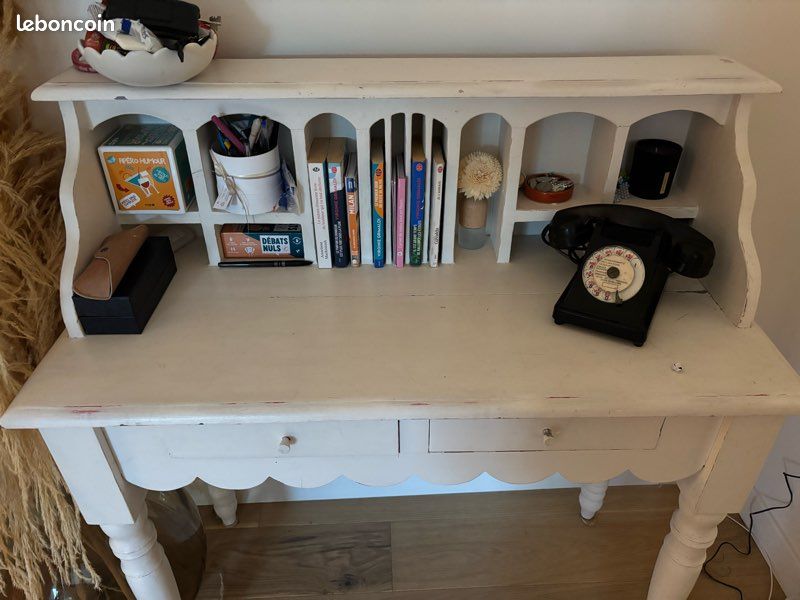 Bureau (image 4)