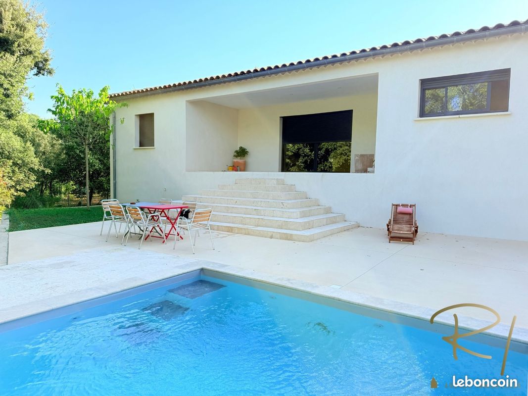 Maison 5 pièces 117 m² · à Barjac · 117 m² · 399 000 €
