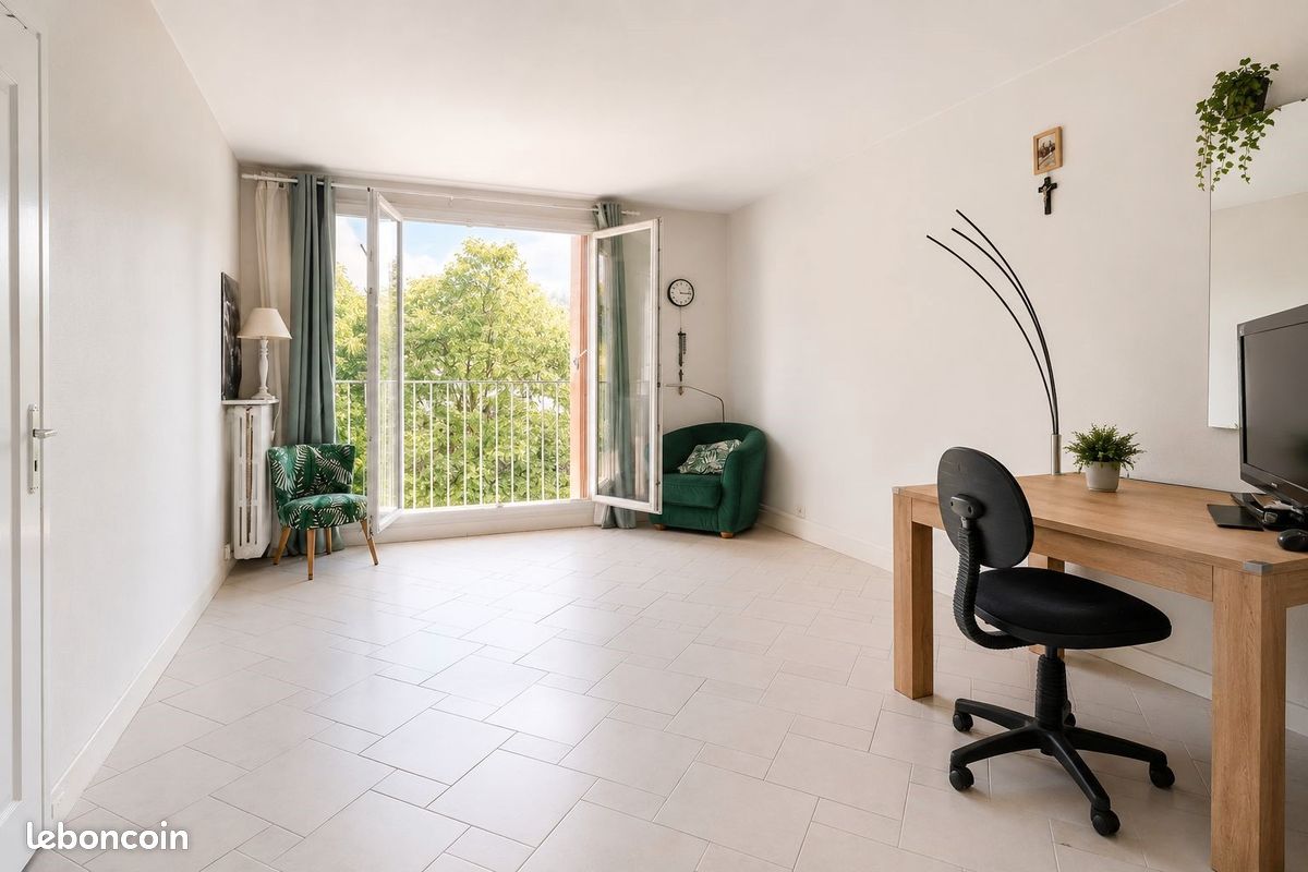 Appartement 3 pièces 56 m² · à Saint-Germain-en-Laye · 56 m² · 249 000 €