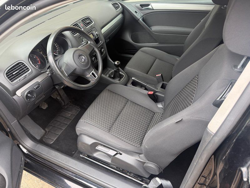 Volkswagen Golf VI TrendLine 1.4i 80 cv 06/2011 Clim Distribution, Embrayage neufs (image 4)