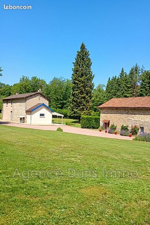 Maison 10 pièces 270 m²