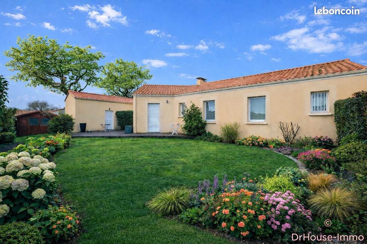 Maison 5 pièces 112 m² · à La Bernerie-en-Retz · 112 m² · 379 000 €