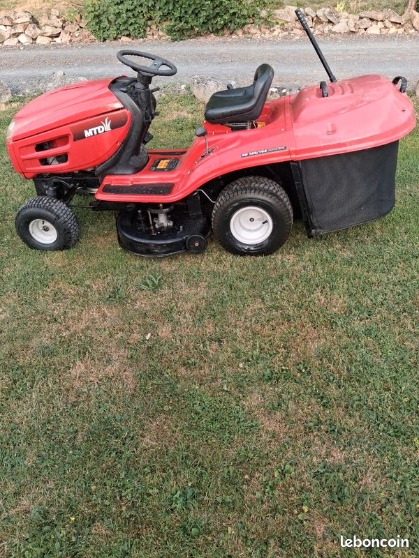 Tracteur tondeuse (image 1)