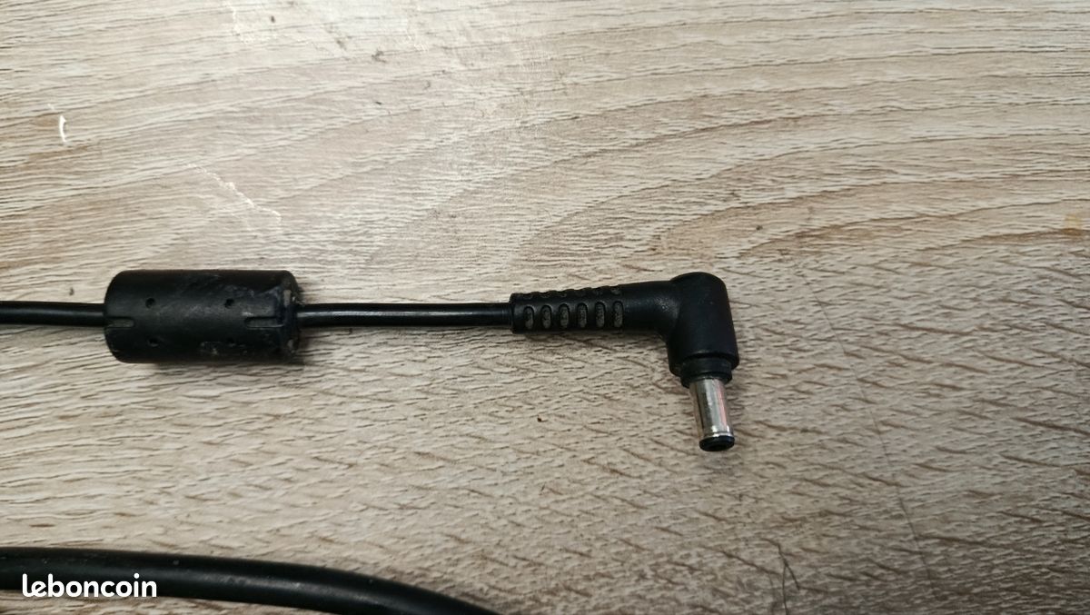 Chargeur original Chicony A12-230P1A 230 W – 19,5 V 11,8 A – Gigabyte AERO 15 (image 2)