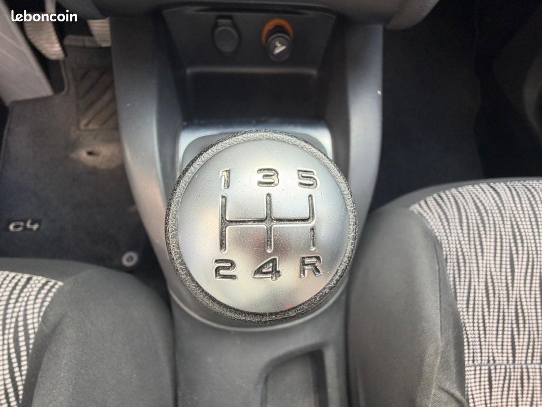 Citroën C4 (2) PureTech 110 BVM Live (PRET A PARTIR) (image 15)