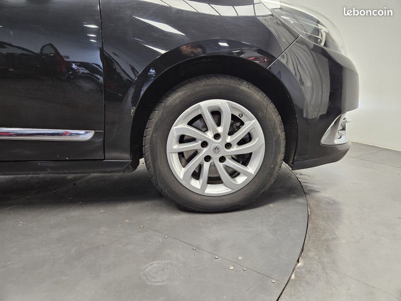 Renault SCENIC III Scénic III 1.6 dci 130 ch / GPS / Radar / Écran / Régulateur / (image 16)
