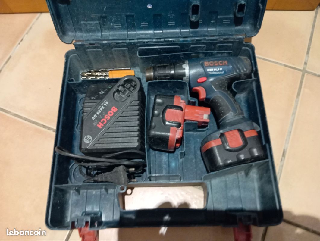 Un coffret Bosch à elle 2425 DV gsr4 v professionnel avec deux chargeurs (image 2)