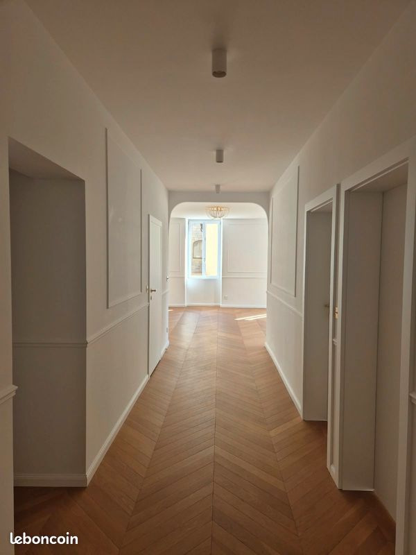 Appartement 5 pièces 138 m² · à Pontarlier · 138 m² · 450 000 €