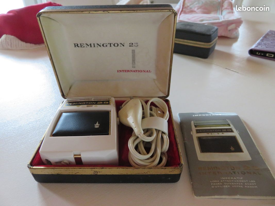 Rasoir REMINGTON 25 International - Vintage (image 1)