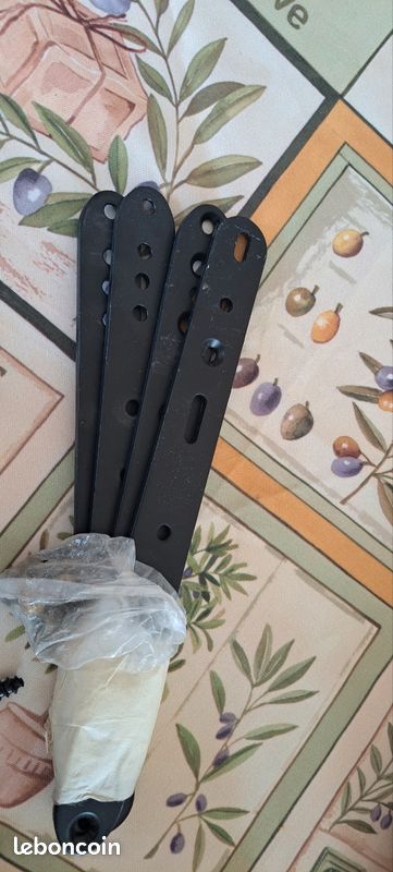 Ferrures volets neuves (image 2)